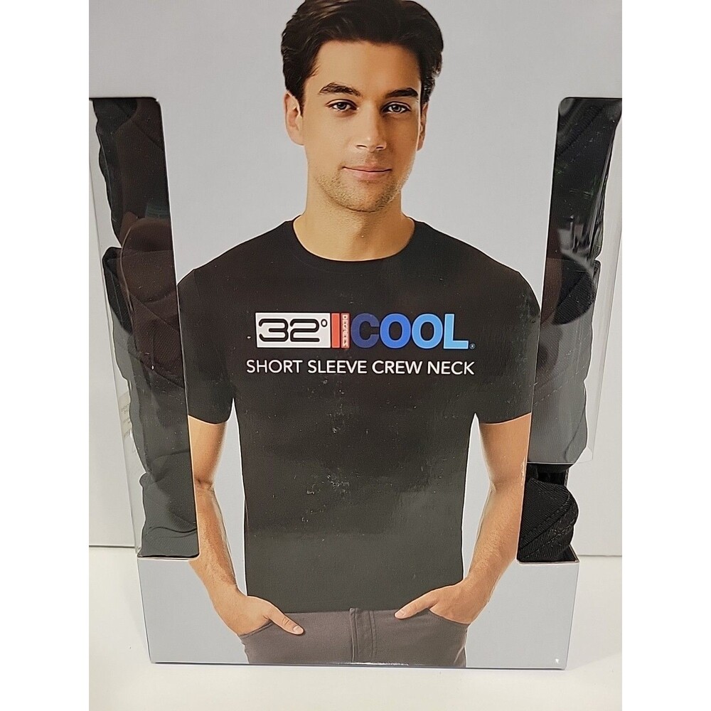 Medium 32 Degrees Cool Men's 3 Pack Short Sleeve Crew Neck Shirt, Black